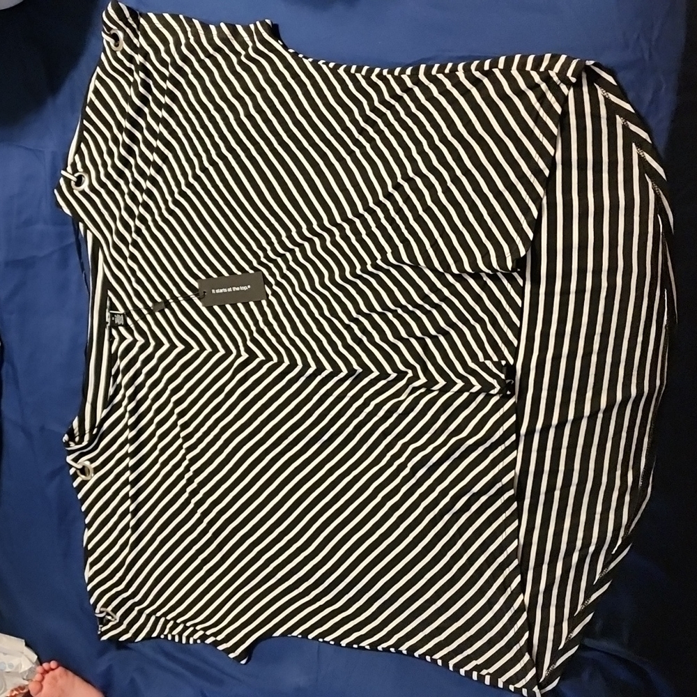 striped top